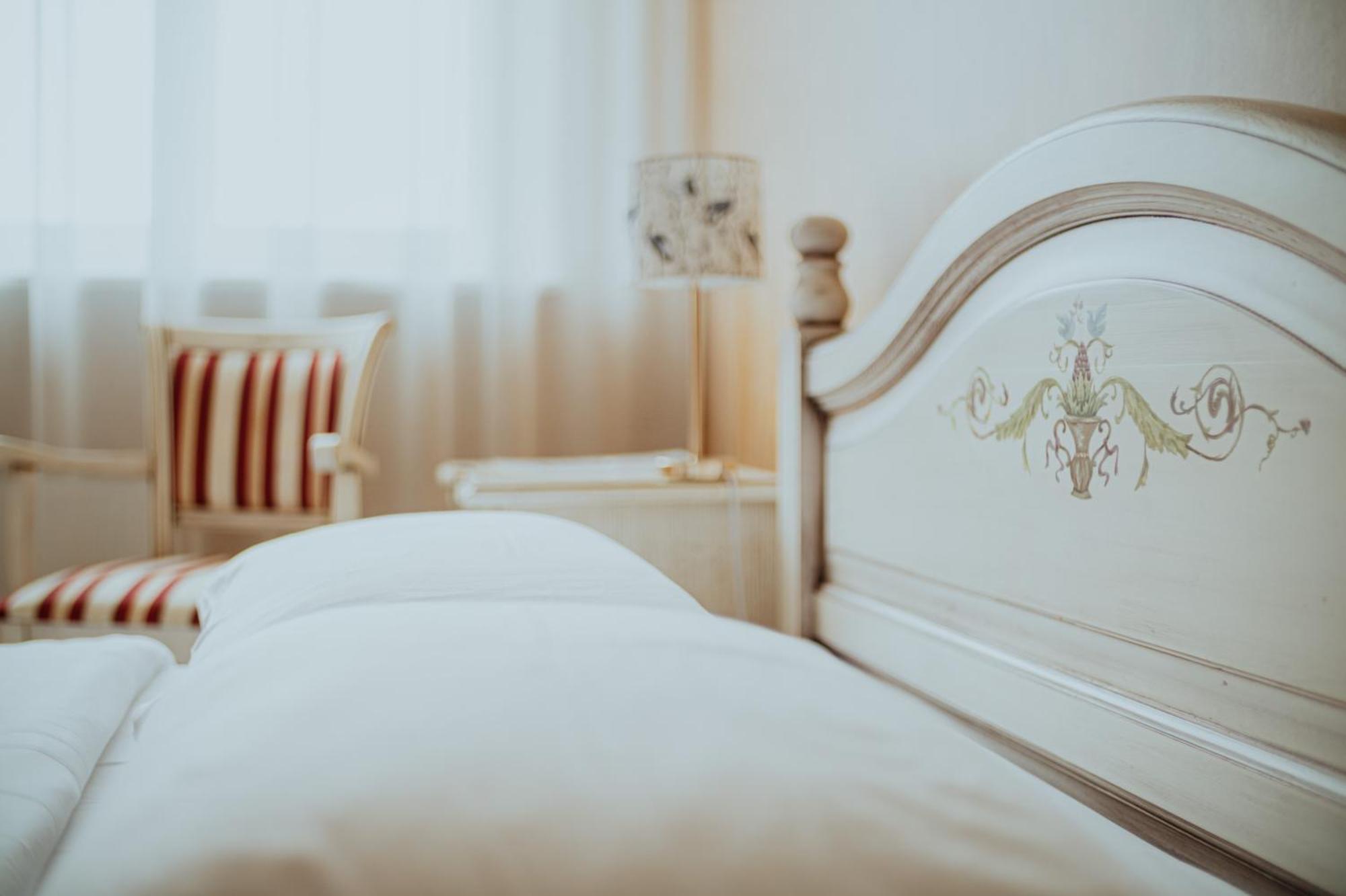 Piena Muiza - Berghof Hotel & Spa Sieksate Oda fotoğraf